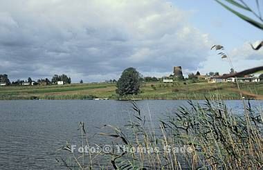 August 1996. Deutschland. Feldberger Seengebiet. Mecklenburg Vorpommern - Brandenburg. Dreetzsee vor Carwitz.